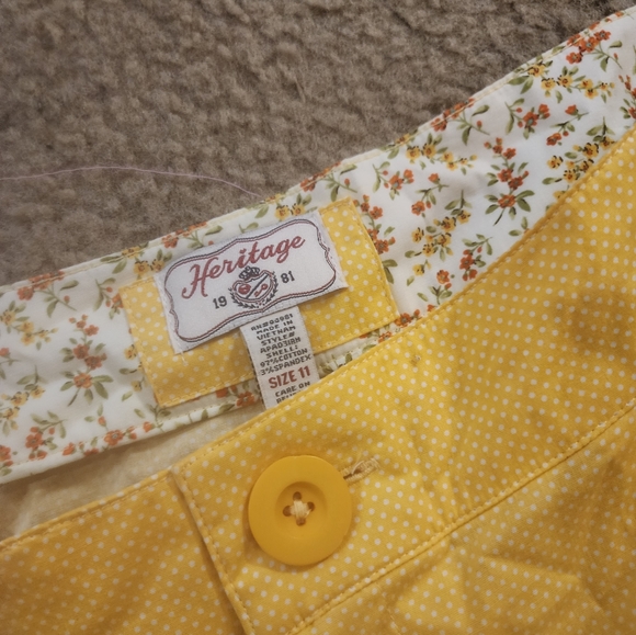 SIZE 11 yellow polka dot shorts - Picture 3 of 3